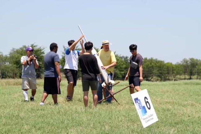 ../previews/019-CanSat Competition_4872.jpg.medium.jpeg