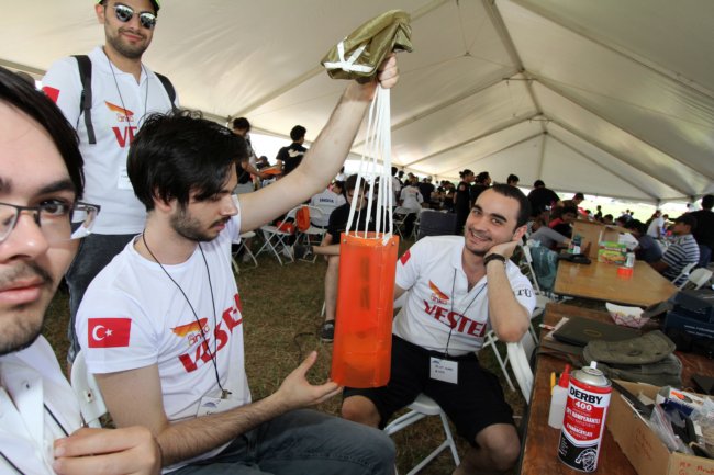 ../previews/065-CanSat Competition_4671.jpg.medium.jpeg