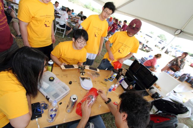 ../previews/069-CanSat Competition_4676.jpg.medium.jpeg