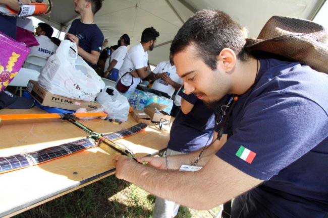 ../previews/074-CanSat Competition_4682.jpg.medium.jpeg