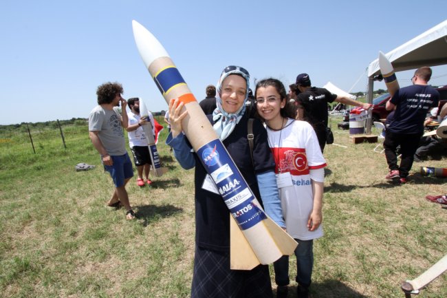 ../previews/102-CanSat Competition_4713.jpg.medium.jpeg