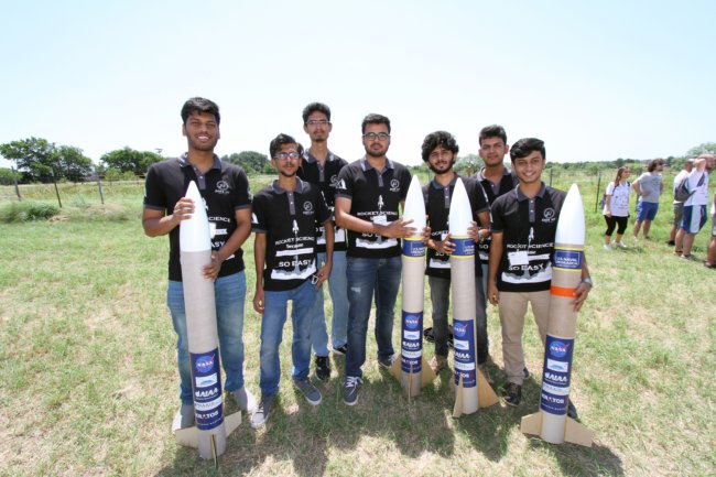 ../previews/104-CanSat Competition_4715.jpg.medium.jpeg